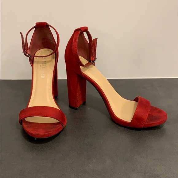 Red heels - Picture 1 of 2